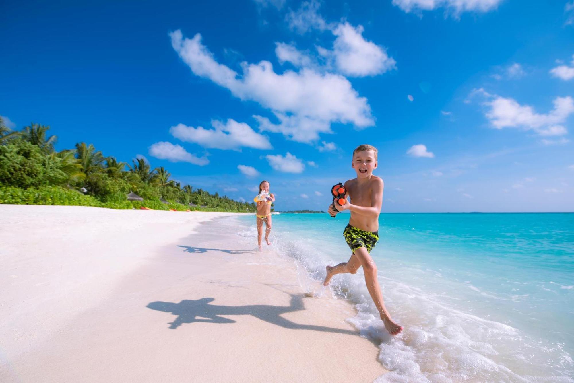 Ozen Life Maadhoo Hotel Maadhoo  Buitenkant foto