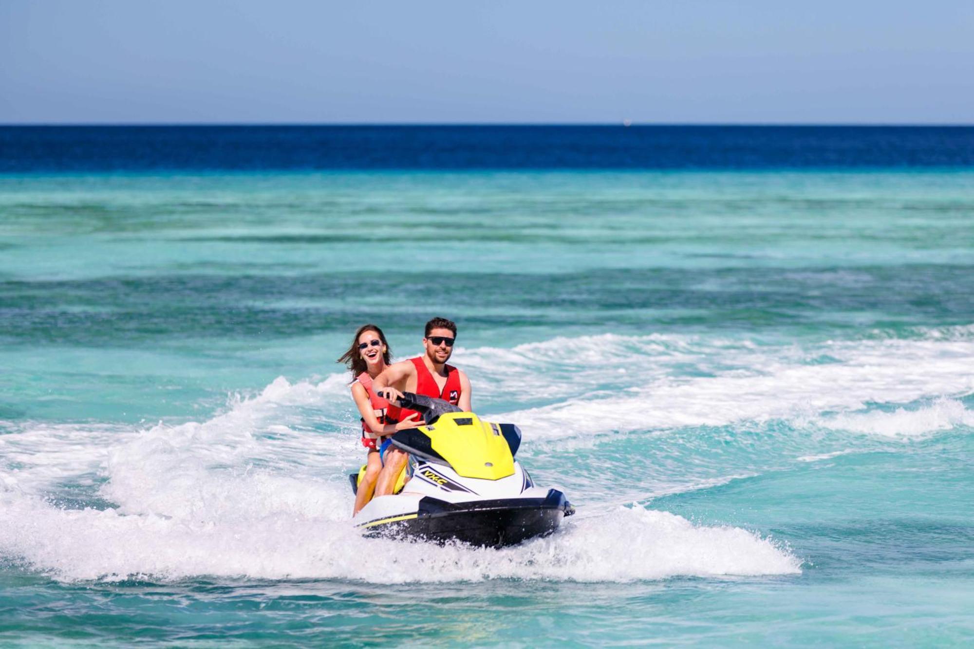 Ozen Life Maadhoo Hotel Maadhoo  Buitenkant foto